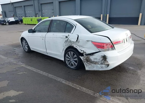 2011 Honda Accord 2.4 Ex from USA, damaged, VIN 1HGCP2F79BA009058